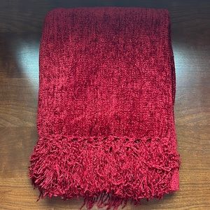 NWOT 🎉 Pier 1 Red Blanket